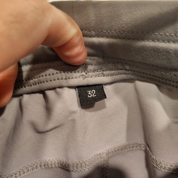 Public Rec Men's Gray Performance Flex Pull-On Shorts Sz 32 Training Workout - Picture 2 of 7